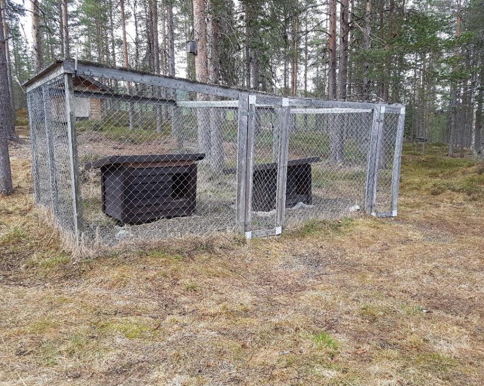 Hundgårdar, 4 st 6-bäddsstugan